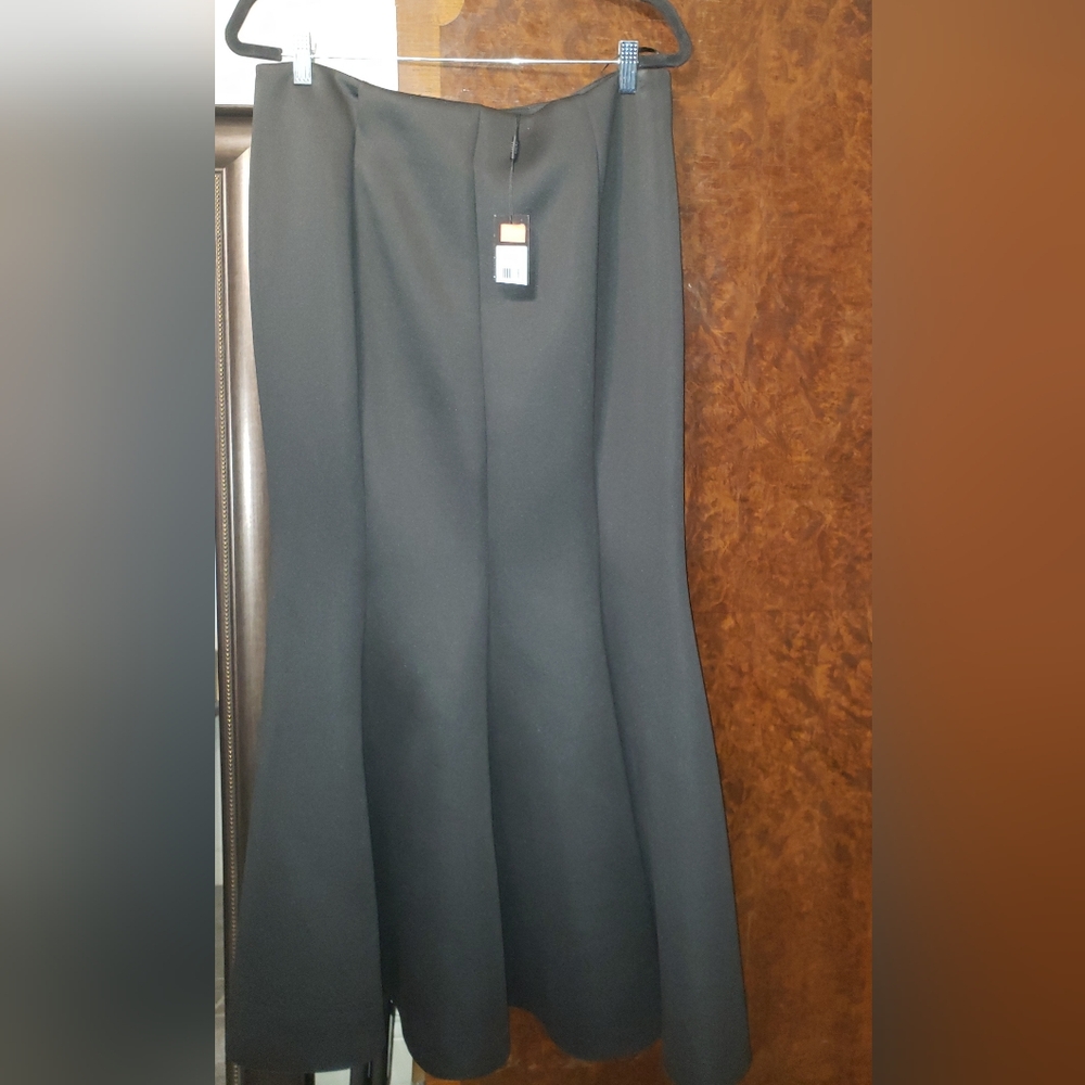 New with tags fit and flare skirt